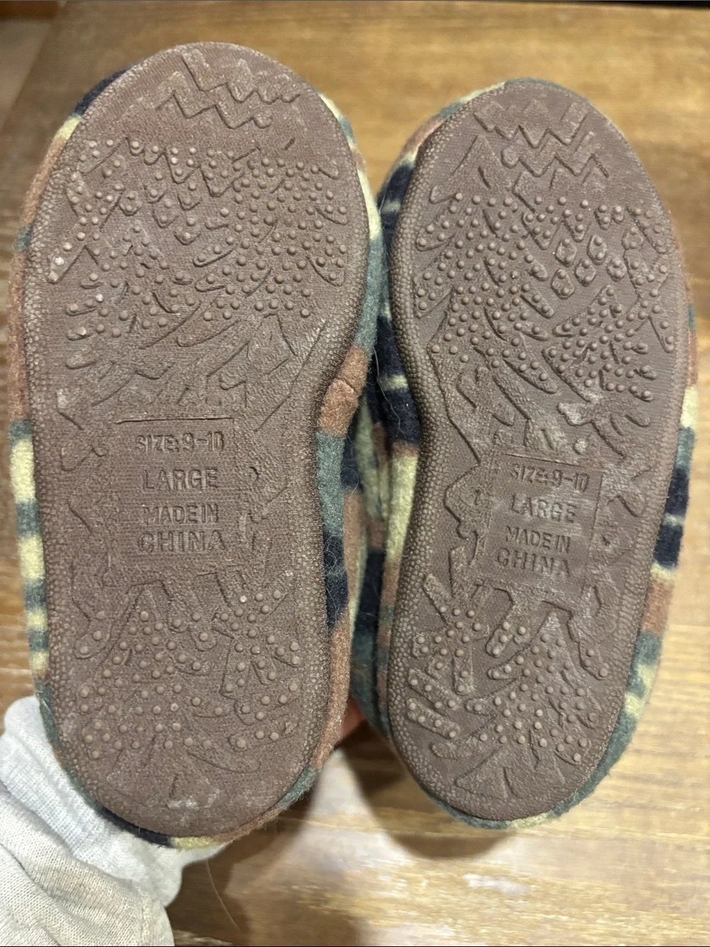 Boys Camo Slippers